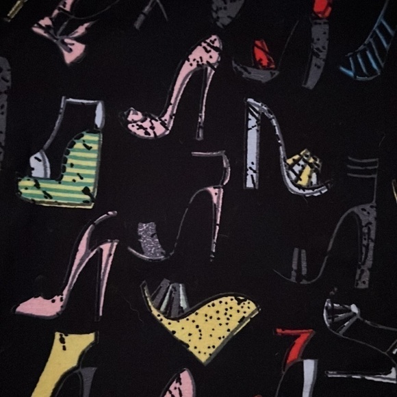 NEW! OS Shoe Leggings LuLaRoe - Picture 2 of 4